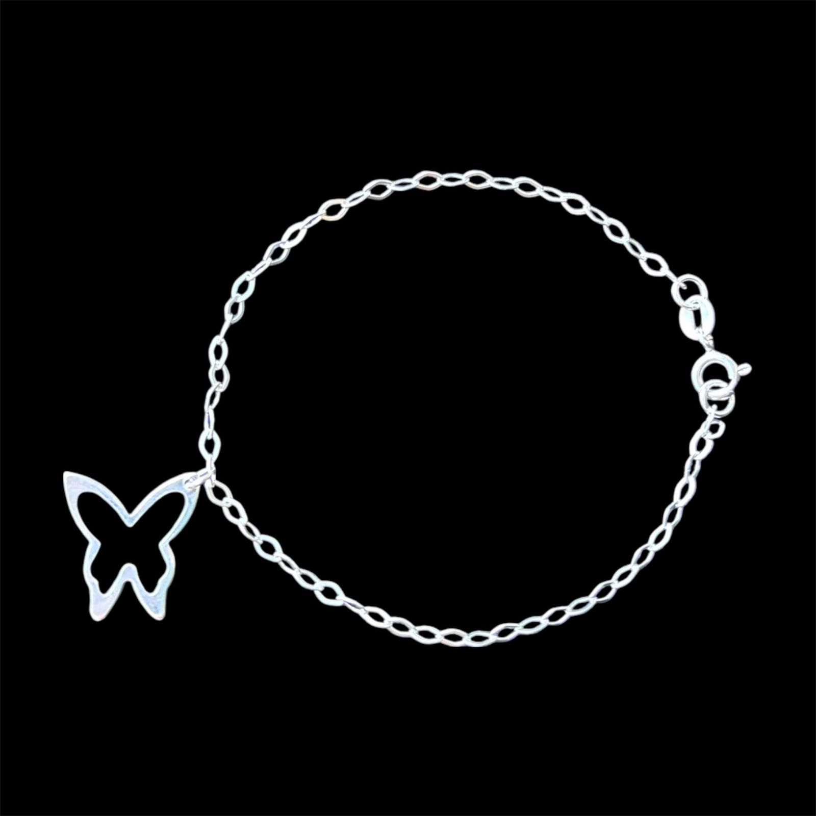 Pulseira com Borboleta Vazada 18cm em Prata 925